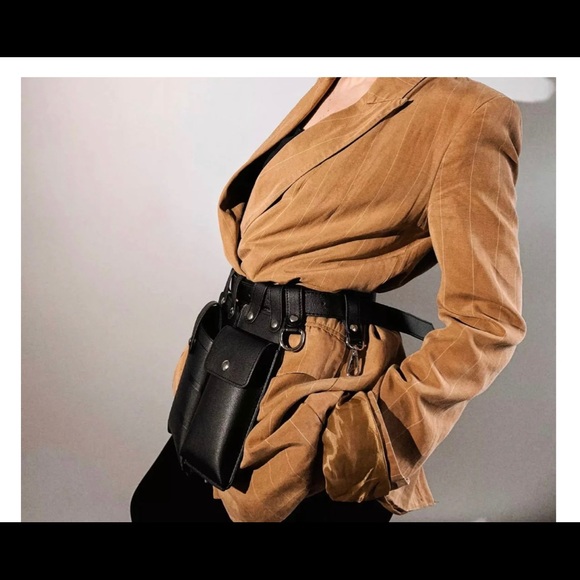 WaistBag - Picture 2 of 2